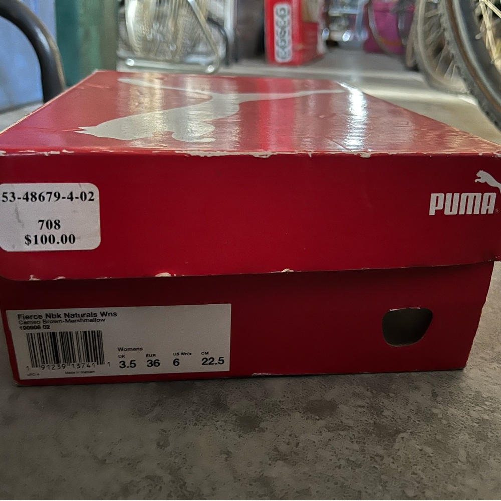 Puma Shoes - Picture 2 of 3